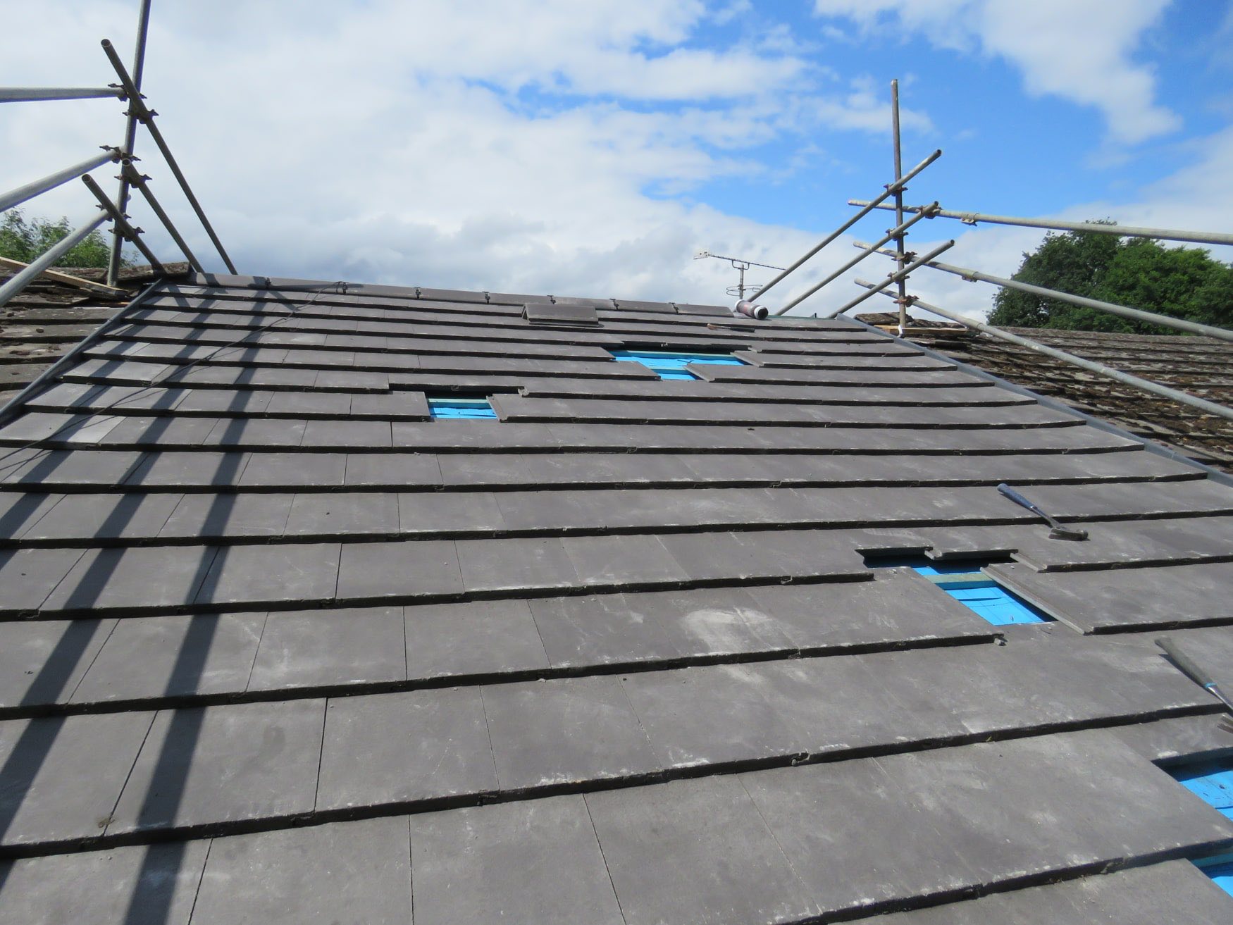 Natural slate roof repair in Tintagel
